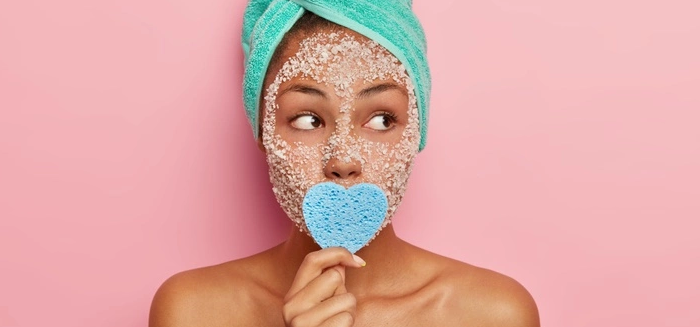 REVELA TU BELLEZA NATURAL DESCUBRE LOS BENEFICIOS DE LA EXFOLIACIÓN.